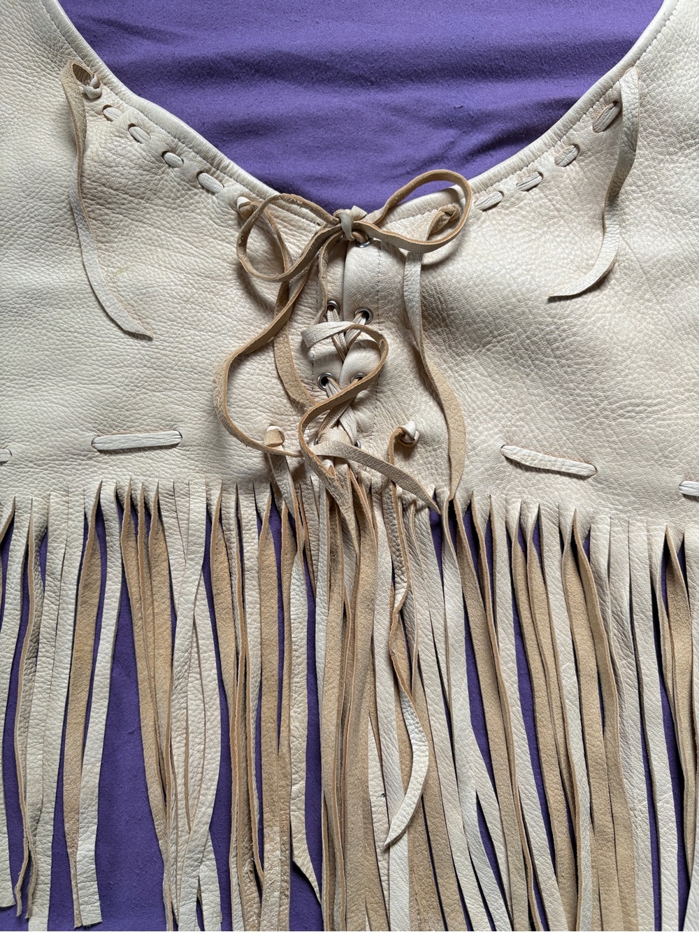 Vintage ELITE Handmade Leather Halter
Butter Soft /Pristine/Never Worn Condition